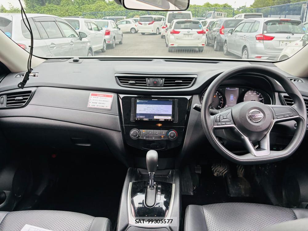 Nissan X-TRAIL 2019-07 8226317-12