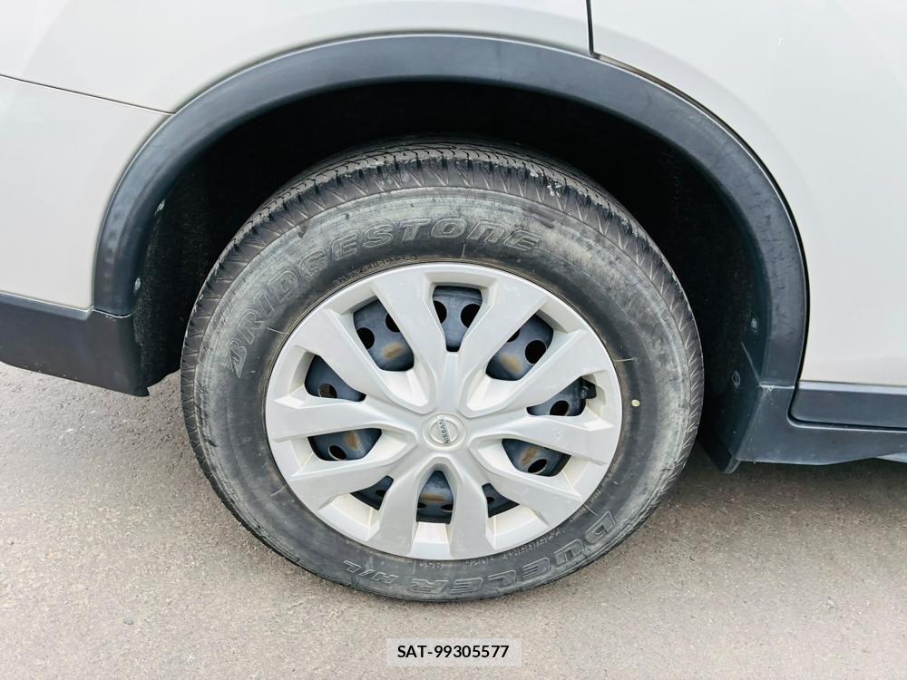 Nissan X-TRAIL 2019-07 8226317-28