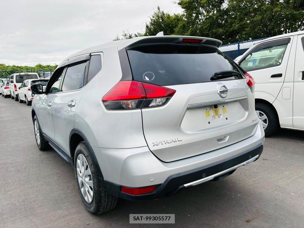 Nissan X-TRAIL 2019-07 8226317-2