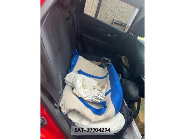 Nissan X-TRAIL 2016-09 8318278-15