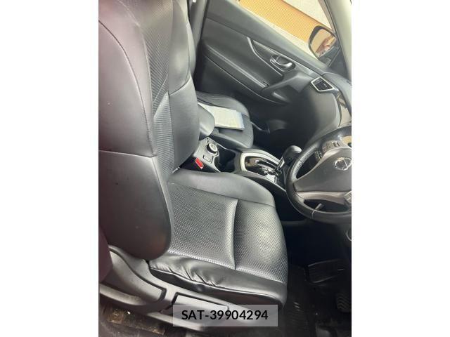 Nissan X-TRAIL 2016-09 8318278-16