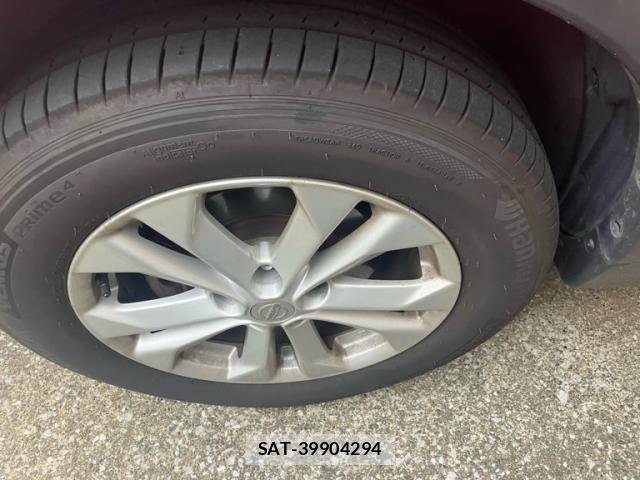 Nissan X-TRAIL 2016-09 8318278-4