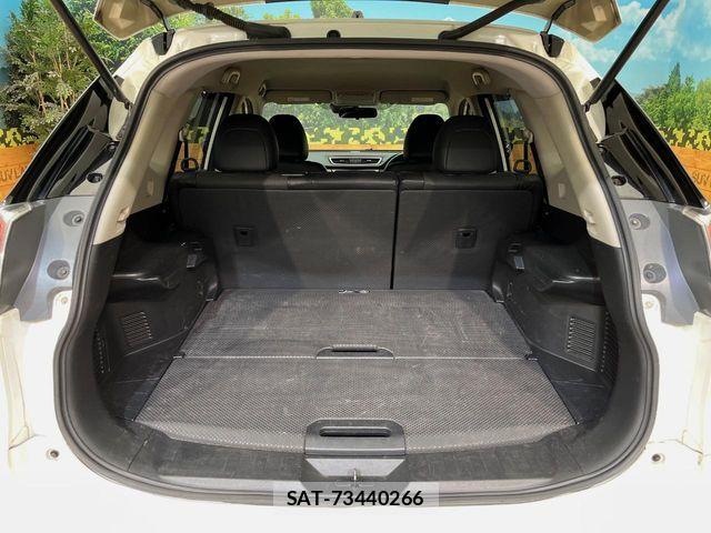 Nissan X-TRAIL 2015-03 8318275-11
