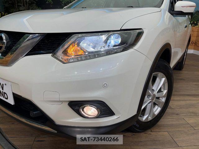 Nissan X-TRAIL 2015-03 8318275-12