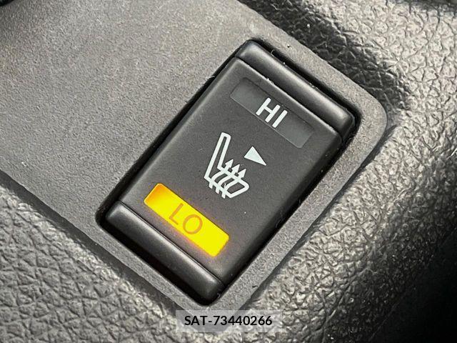 Nissan X-TRAIL 2015-03 8318275-2