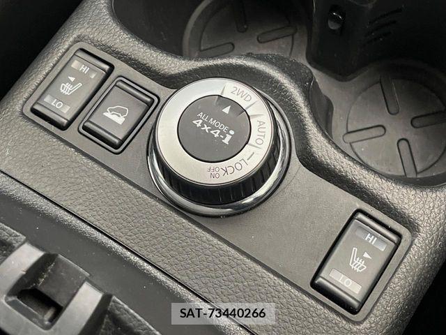 Nissan X-TRAIL 2015-03 8318275-4