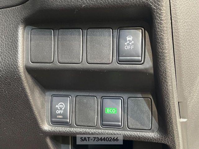 Nissan X-TRAIL 2015-03 8318275-5