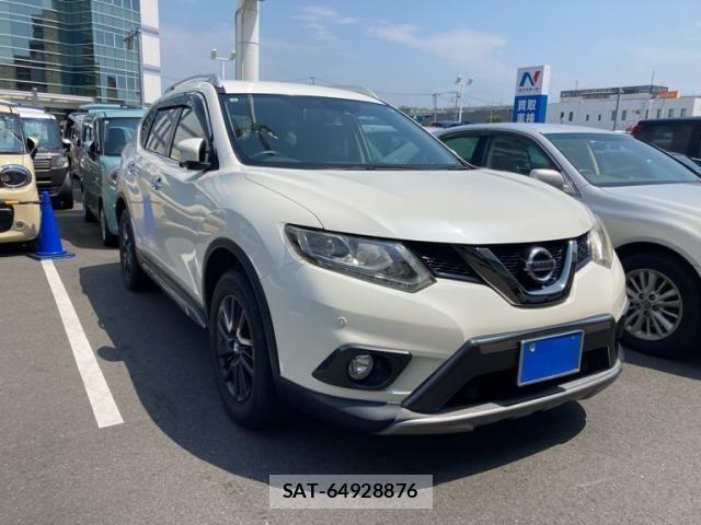 Nissan X-TRAIL 2016-07 8318279-1