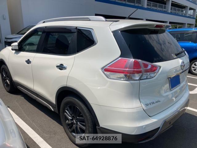 Nissan X-TRAIL 2016-07 8318279-3