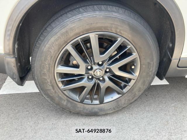 Nissan X-TRAIL 2016-07 8318279-5