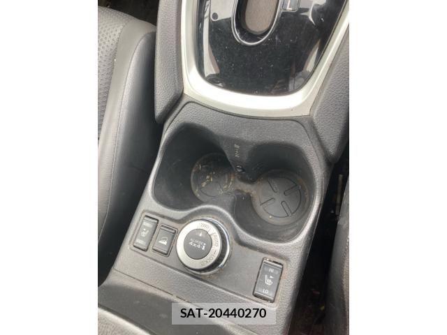 Nissan X-TRAIL 2016-03 8318284-12