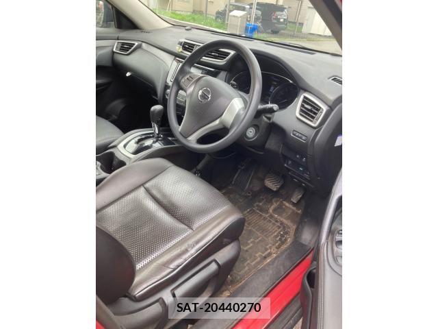 Nissan X-TRAIL 2016-03 8318284-8