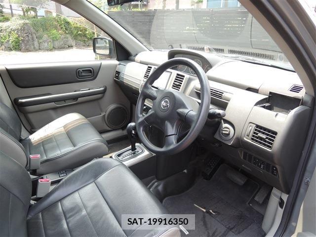 Nissan X-TRAIL 2005-05 8318274-19