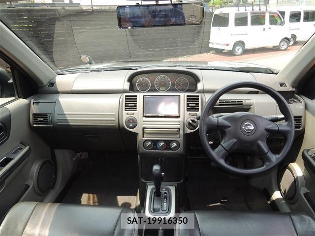 Nissan X-TRAIL 2005-05 8318274-22