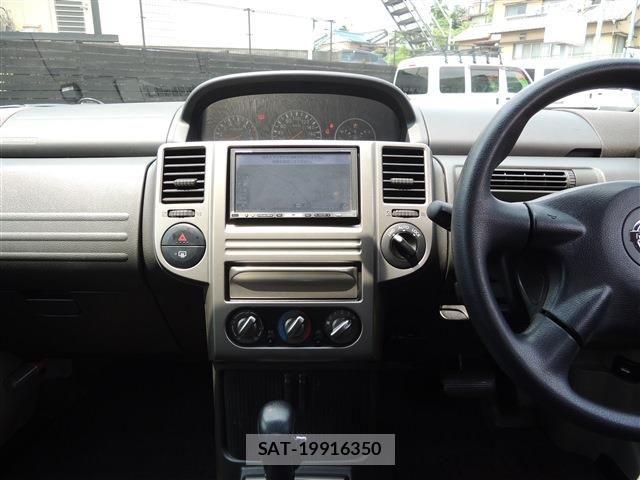 Nissan X-TRAIL 2005-05 8318274-24