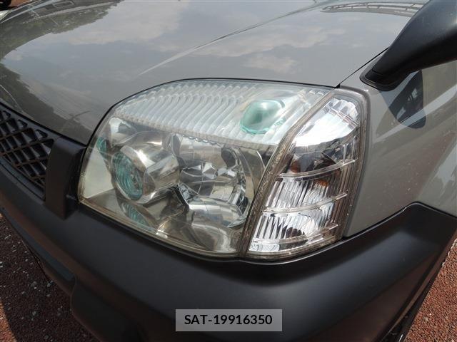 Nissan X-TRAIL 2005-05 8318274-5