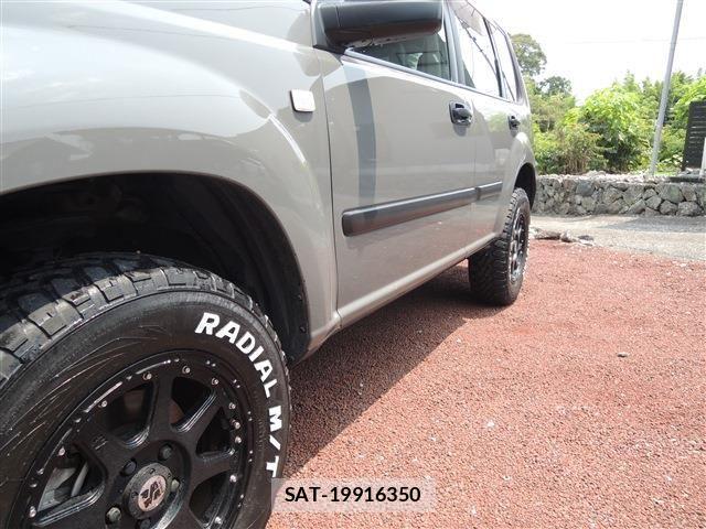 Nissan X-TRAIL 2005-05 8318274-7