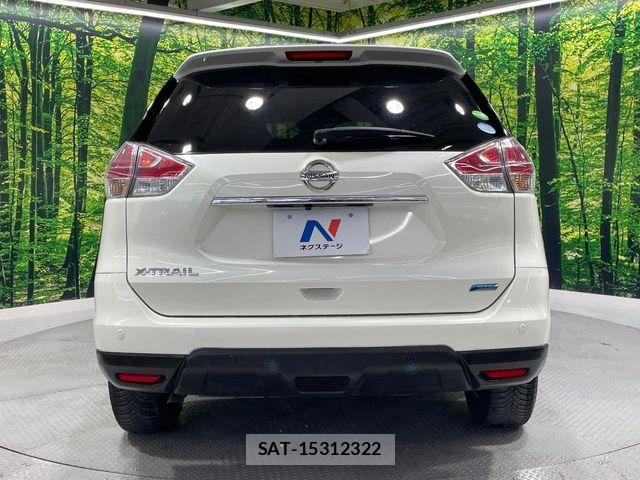 Nissan X-TRAIL 2015-07 8318272-16