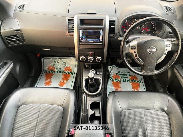 Nissan X-TRAIL 2013-08 8318271-1
