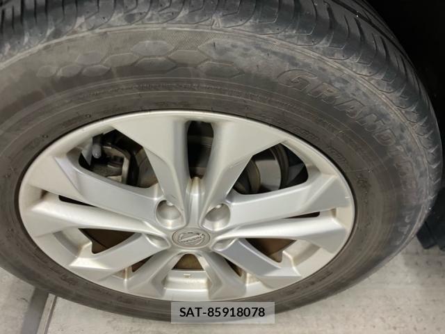 Nissan X-TRAIL 2016-03 8318283-11