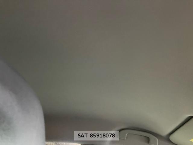 Nissan X-TRAIL 2016-03 8318283-19
