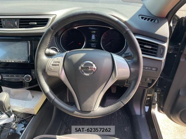 Nissan X-TRAIL 2016-04 8338624-4