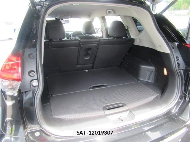 Nissan X-TRAIL 2019-01 8338618-12