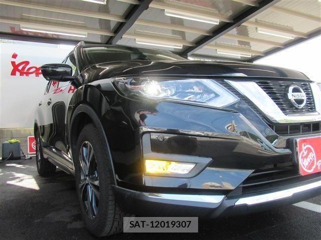 Nissan X-TRAIL 2019-01 8338618-15