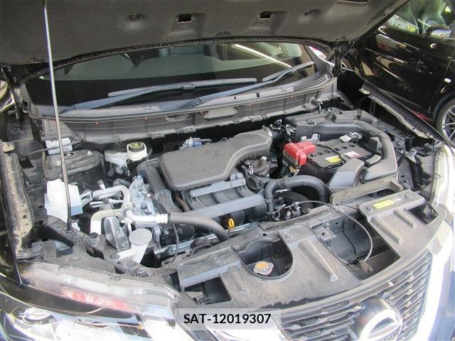 Nissan X-TRAIL 2019-01 8338618-17