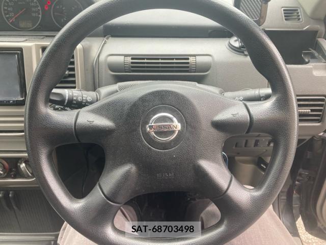 Nissan X-TRAIL 2005-08 8338634-17