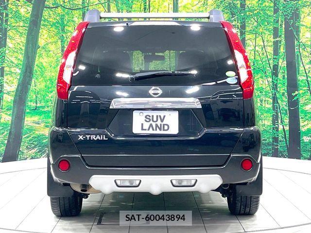 Nissan X-TRAIL 2012-05 8334888-14