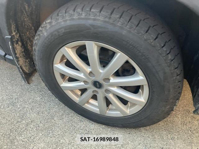 Nissan X-TRAIL 2011-08 8334890-3