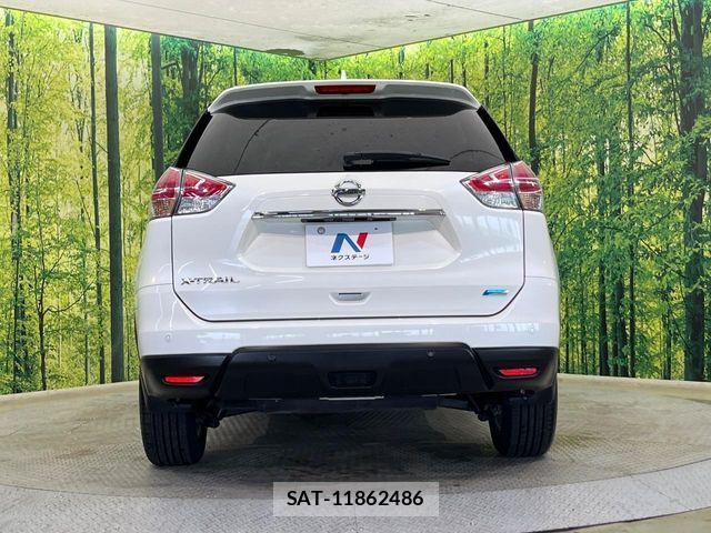 Nissan X-TRAIL 2016-02 8338626-15