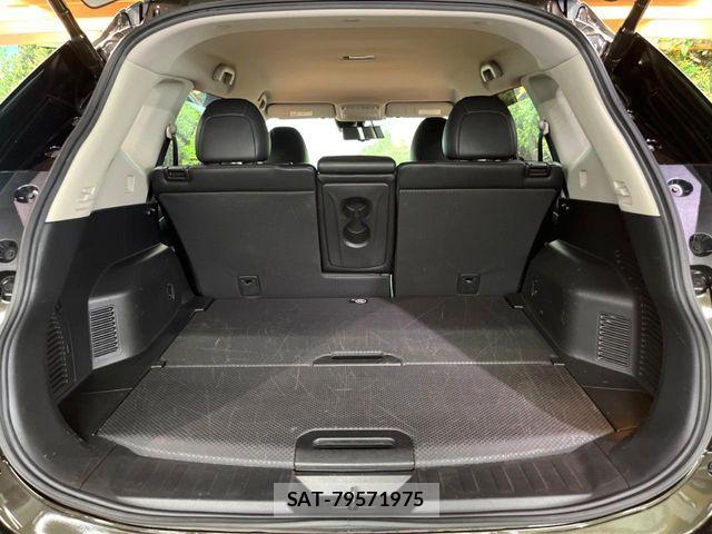 Nissan X-TRAIL 2018-04 8338617-12