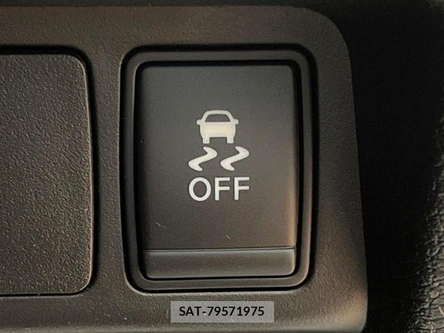 Nissan X-TRAIL 2018-04 8338617-7