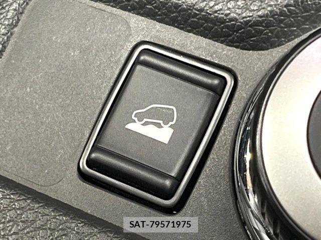 Nissan X-TRAIL 2018-04 8338617-8