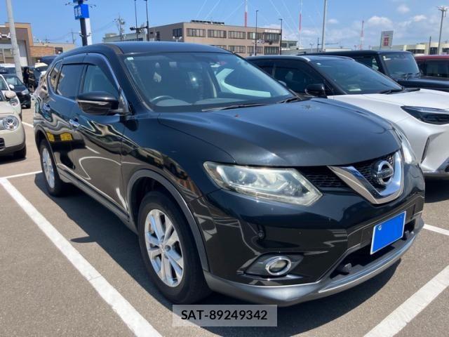 Nissan X-TRAIL 2017-05 8338629-0