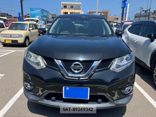 Nissan X-TRAIL 2017-05 8338629-1