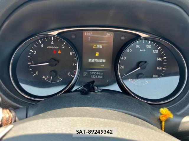 Nissan X-TRAIL 2017-05 8338629-17