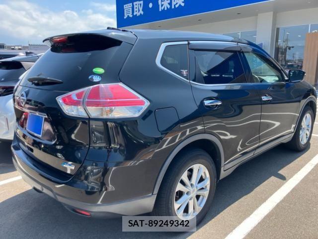 Nissan X-TRAIL 2017-05 8338629-5