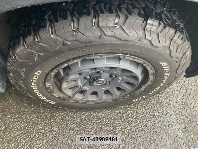 Nissan X-TRAIL 2013-05 8338632-9