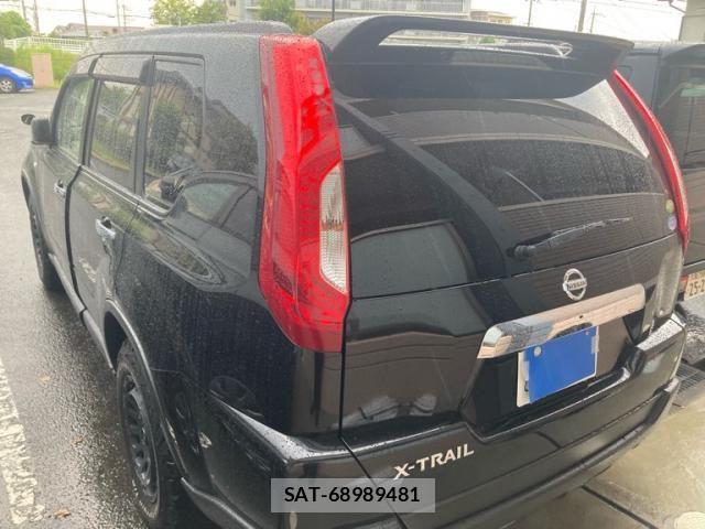 Nissan X-TRAIL 2013-05 8338632-2