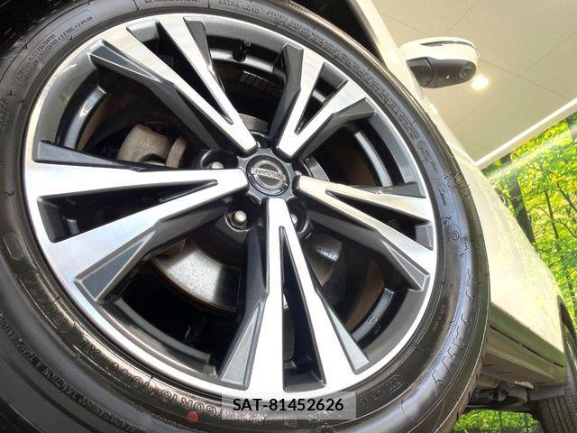 Nissan X-TRAIL 2018-08 8338621-12