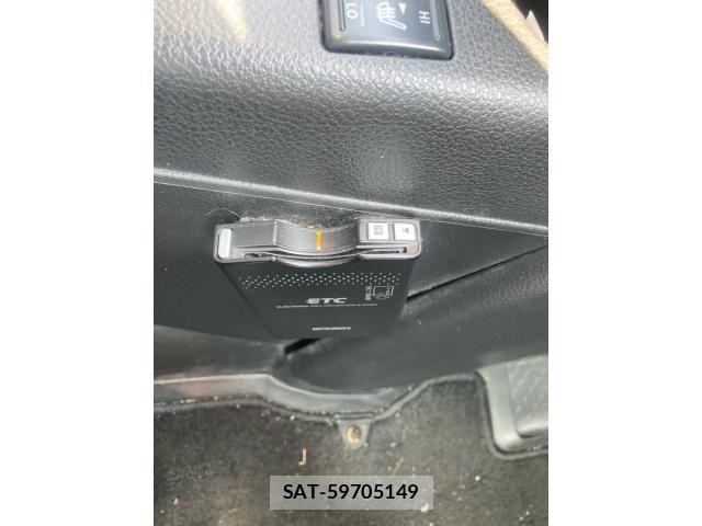 Nissan X-TRAIL 2009-10 8338633-16