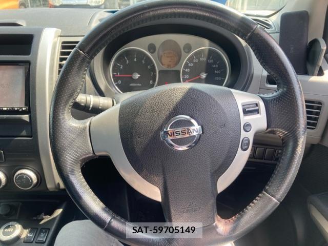 Nissan X-TRAIL 2009-10 8338633-21