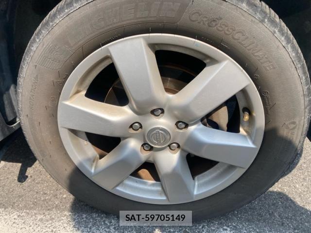 Nissan X-TRAIL 2009-10 8338633-4