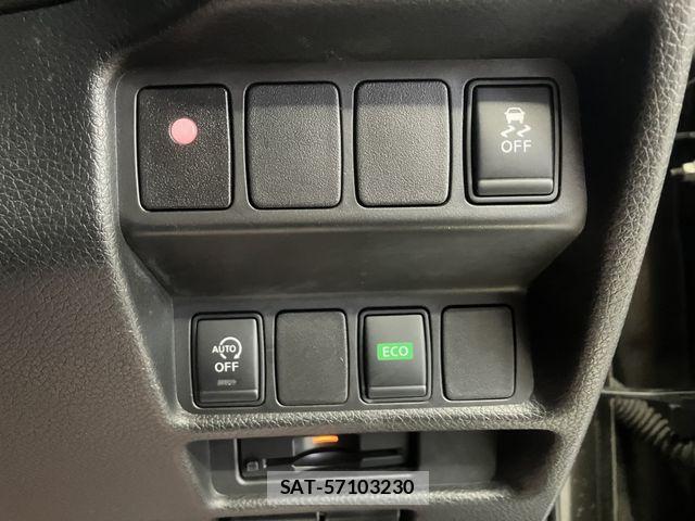 Nissan X-TRAIL 2015-08 8338631-19