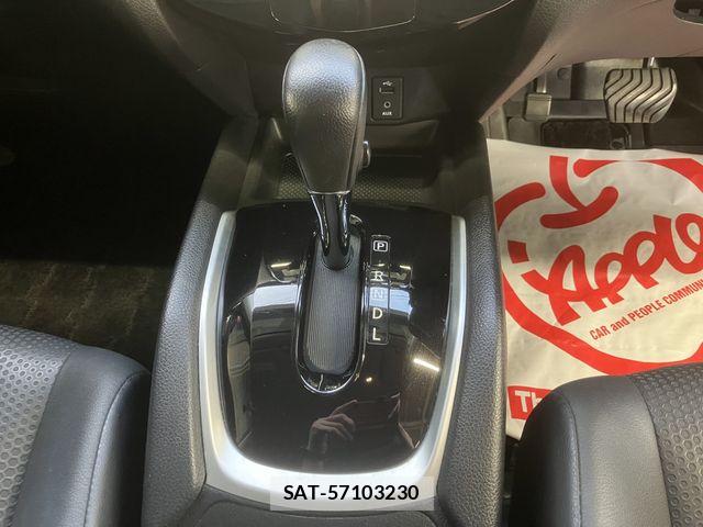 Nissan X-TRAIL 2015-08 8338631-26
