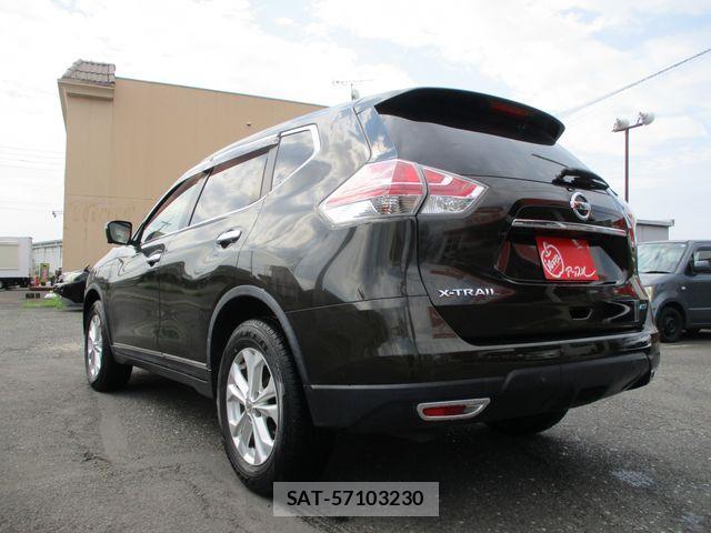 Nissan X-TRAIL 2015-08 8338631-6