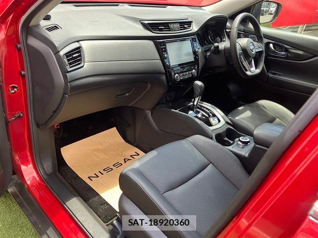 Nissan X-TRAIL 2018-09 8355941-12